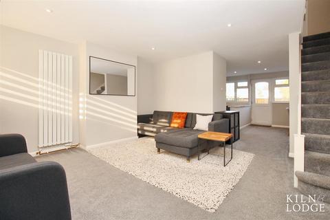 3 bedroom terraced house for sale, Skylark Walk, Chelmsford