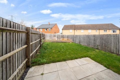 3 bedroom end of terrace house to rent, Berryfields,  Aylesbury,  HP18