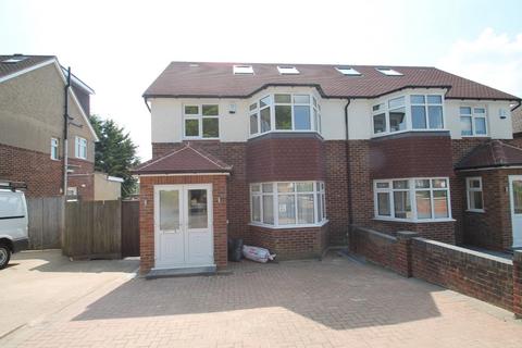 4 bedroom semi-detached house to rent, Mount Pleasant, Barnet, EN4