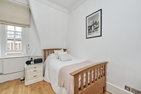 2 bedroom apartment for sale, Sloane Court West, London, SW3