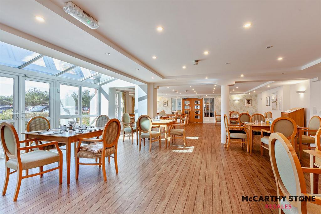 8620289-interior15-800.JPG