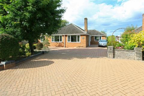 3 bedroom detached bungalow for sale, Newport Road, Edgmond, Newport