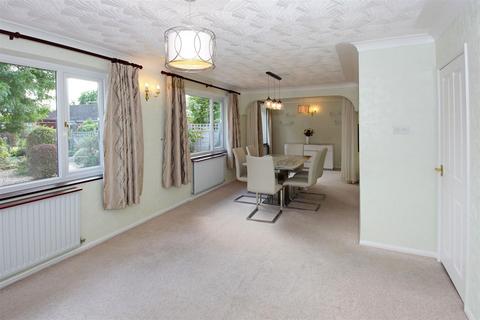 3 bedroom detached bungalow for sale, Newport Road, Edgmond, Newport