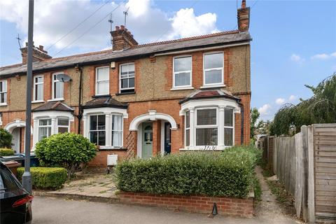 3 bedroom end of terrace house to rent, Kingsley Road, Pinner, HA5