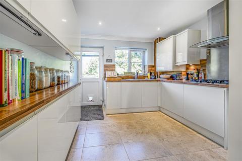 3 bedroom detached house for sale, Frome Valley Road, Dorchester DT2