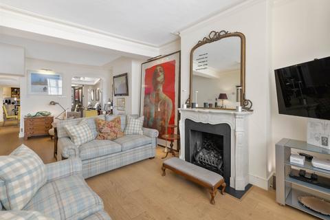 3 bedroom terraced house for sale, Holland Street, Kensington, London