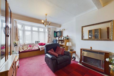 3 bedroom semi-detached house for sale, Days Lane, Sidcup DA15