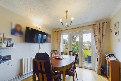 3 bedroom semi-detached house for sale, Days Lane, Sidcup DA15