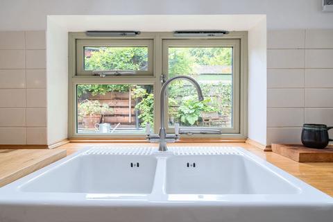 546 Worting Road, Basingstoke, RG23 8PU