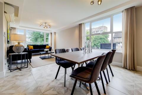 3 bedroom apartment to rent, St. Johns Wood Park, London, NW8