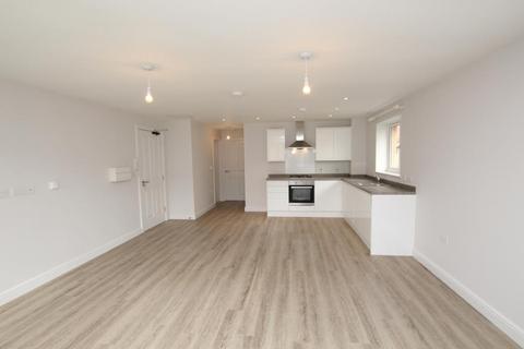 2 bedroom flat to rent, Stroud Avenue, Bristol BS5