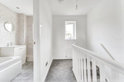 1 bedroom terraced house for sale, Meadowsweet Drive, St. Mellons, Cardiff. CF3