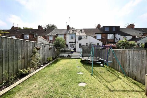 3 bedroom terraced house for sale, Goddard Avenue, Hull