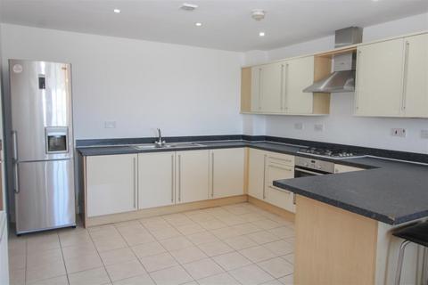 2 bedroom apartment to rent, Apartment 6 Metro Apartments, Rotherham