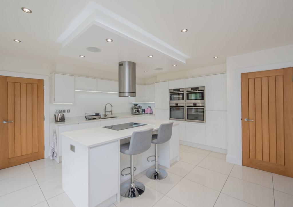 Kitchen/Family Room