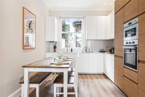 1 bedroom apartment for sale, Shelgate Road, SW11