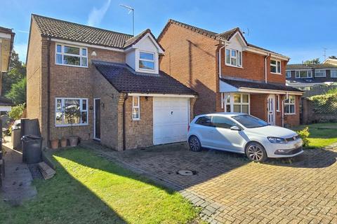 3 bedroom detached house for sale, Rushbrook Close, Ampthill, Bedfordshire, MK45