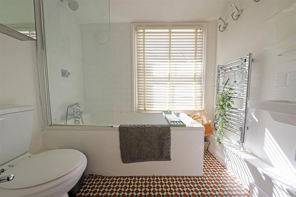 Nicholas james college place bathroom .jpg