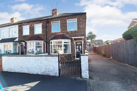 3 bedroom end of terrace house for sale, Bedford Road, Hessle