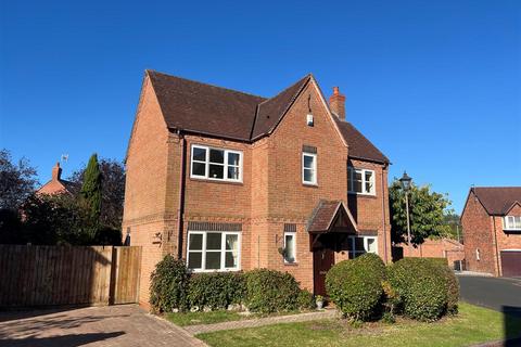 3 bedroom detached house for sale, Ivy Way, Dickens Heath, Solihull