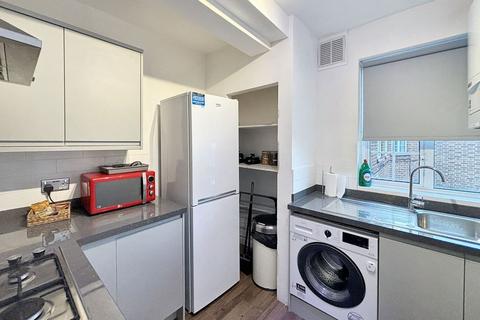 3 bedroom flat for sale, Flat 5, 571 Kingsbury Road, Kingsbury, London, NW9 9EL