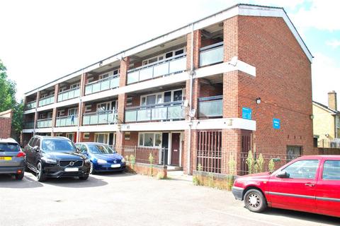 1 bedroom flat to rent, Graveney Grove, Penge, SE20