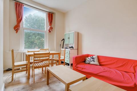 4 bedroom terraced house to rent, Dalston Lane, London E8