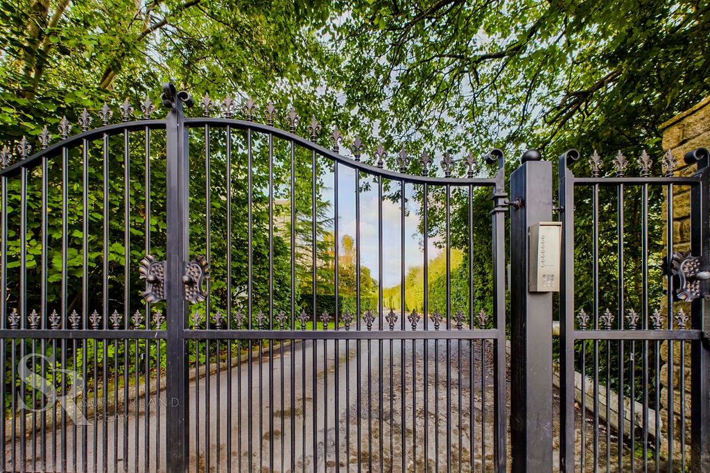 Gated Driveway