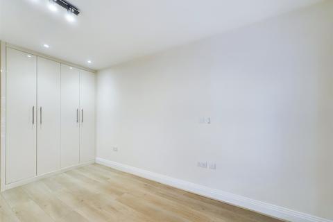 undefined, Bridge Avenue, Maidenhead, Berkshire, SL6
