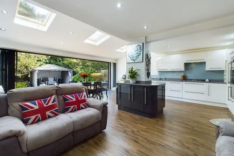 7 Acorn Way, Silverstone, Towcester, NN12 8DQ