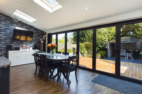 7 Acorn Way, Silverstone, Towcester, NN12 8DQ