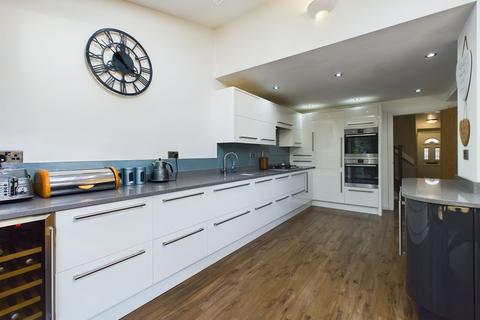 7 Acorn Way, Silverstone, Towcester, NN12 8DQ