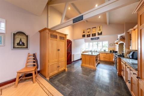 5 bedroom barn conversion for sale, Utkinton Lane, Utkinton