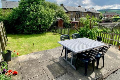 3 bedroom end of terrace house for sale, Broadlands, Meltham, Holmfirth