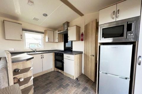 2 bedroom static caravan for sale, North Denes, , The Ravine NR32