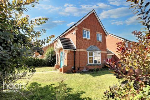 3 bedroom detached house for sale, Cottril Way, Bedford