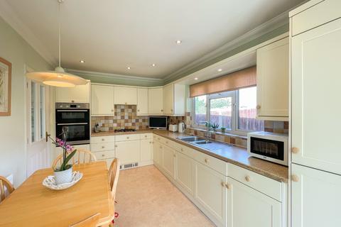 2 bedroom semi-detached bungalow for sale, The Drive, Gravesend, Kent, DA12