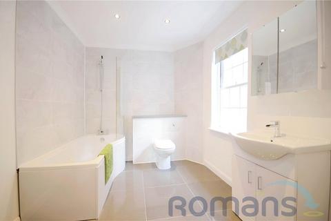 3 bedroom end of terrace house for sale, High Street, Aldershot, Hampshire