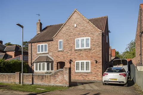 5 bedroom detached house for sale, Rosewoods, Howden