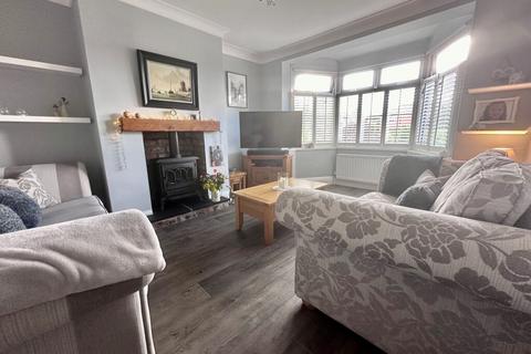 3 bedroom semi-detached house for sale, West End Avenue, Guisborough, North Yorkshire