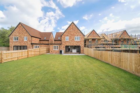 4 bedroom detached house for sale, Rowsham Road, Bierton, Buckinghamshire, HP22