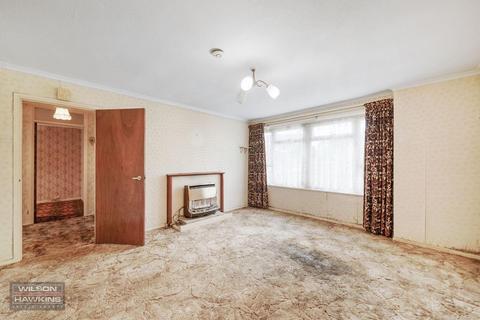 2 bedroom maisonette for sale, Bangor Close, Northolt UB5