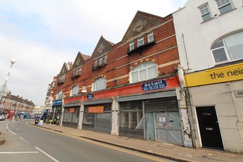 Shop to rent, High Street, Penge, SE20