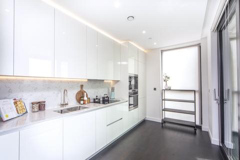 2 bedroom flat to rent, The Residences, Nine Elms SW11