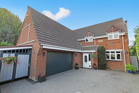 4 bedroom detached house for sale, Middlecliff Lane, Little Houghton, S72 0HW