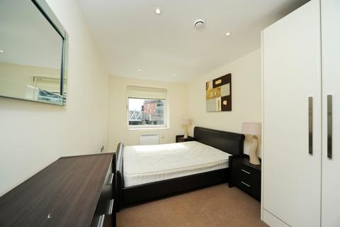 2 bedroom apartment to rent, Drayton Park, London N5