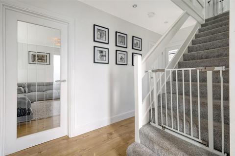 24 Bellevue Road, Billericay, CM12 9HB