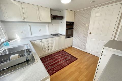 2 bedroom mobile home for sale, West Drive, Wootton Hall, Henley-in-arden B95