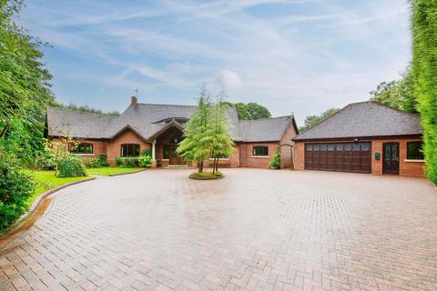 4 bedroom detached house for sale, Endwood Drive, Little Aston Park Estate, Sutton Coldfield, West Midlands, B74