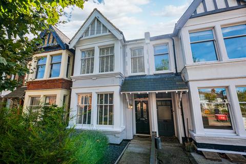 4 bedroom terraced house for sale, Avenue Terrace, Westcliff-on-sea, SS0